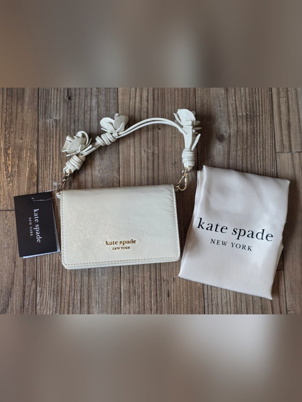 kate spade New York Natasha Crinkle Patent Card Case Wallet In Cashew Milk